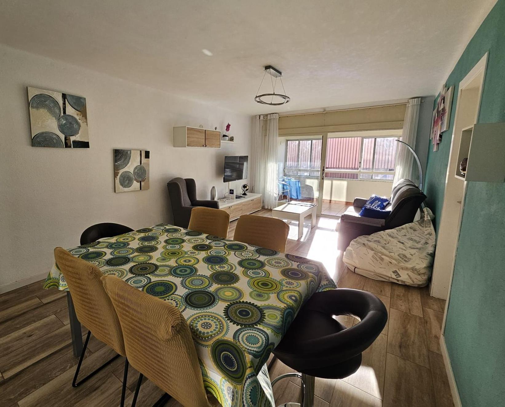 Apartamento Nuria Figueres  Dış mekan fotoğraf