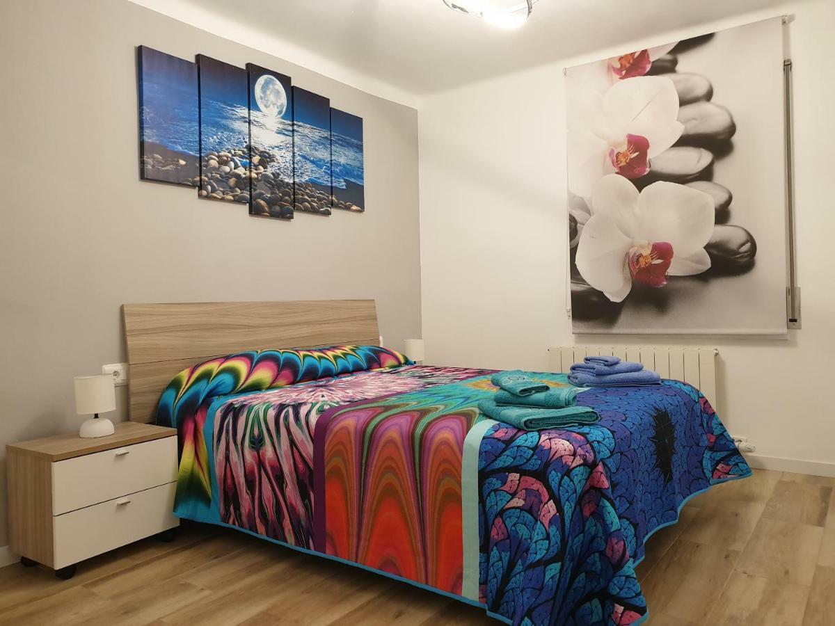 Apartamento Nuria Figueres  Dış mekan fotoğraf